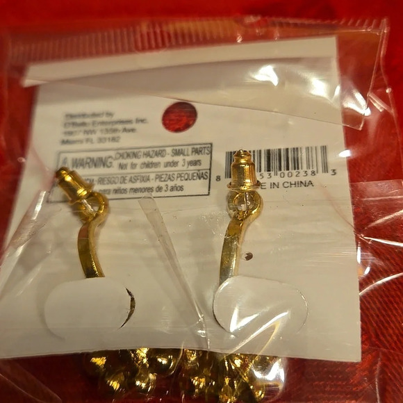 D’Bello Earrings _ Glam for less - Picture 3 of 3